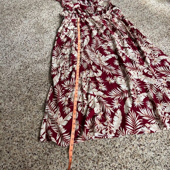 BLOOMCHIC Red and Cream Tropical Print Wrap V-Neck Split Hem Dress Size 20 - Picture 10 of 12